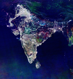 This image is result of image enhancement by NOAA scientist to showing population growth between “1992 – 2003”. This is NOT image of India on Diwali night.